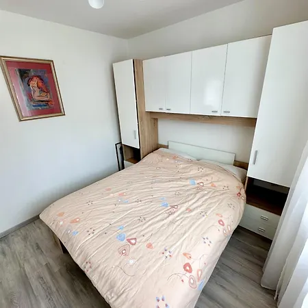 Relax Апартаменты *