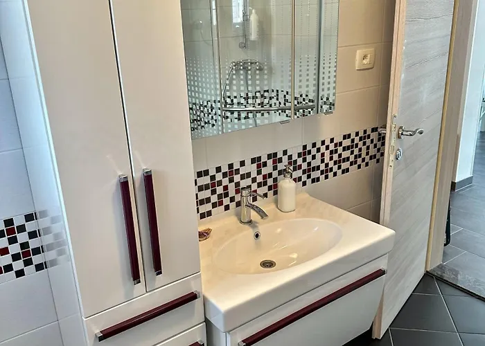 Relax דירה בובק